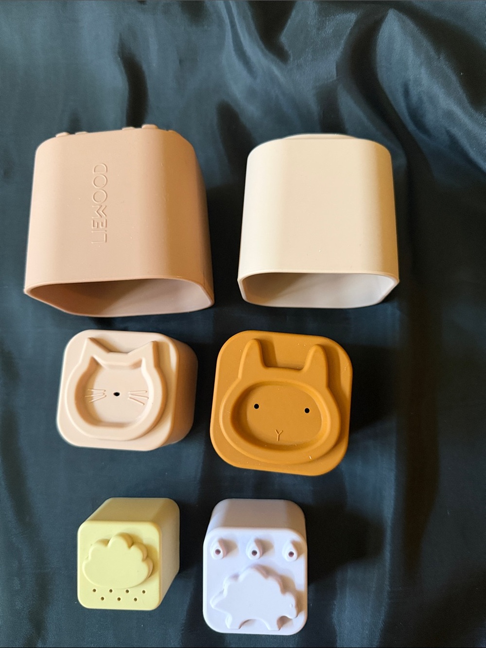 LIEWOOD Switzerland Silicone S stacking cups